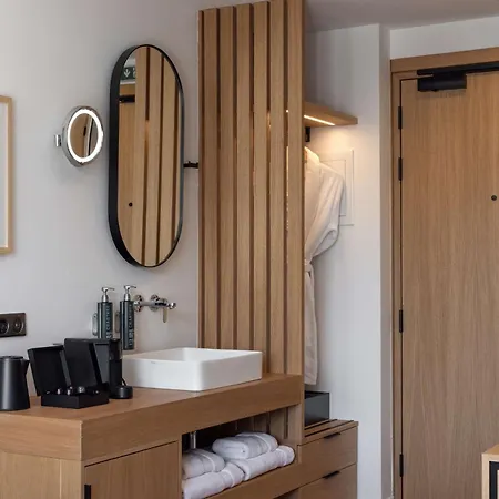 Hilton Garden Inn Athens Syggrou Avenue Hotel 4*