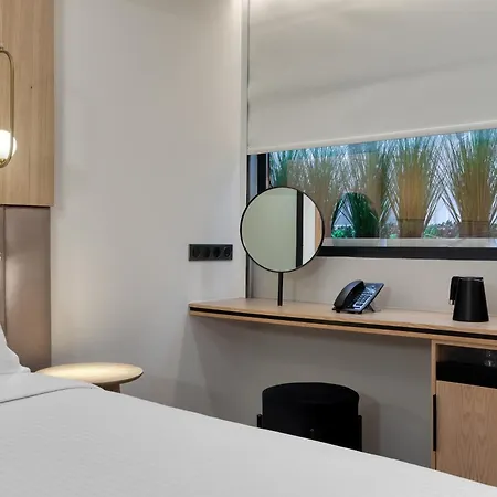 Hilton Garden Inn Athens Syggrou Avenue Hotel 4*